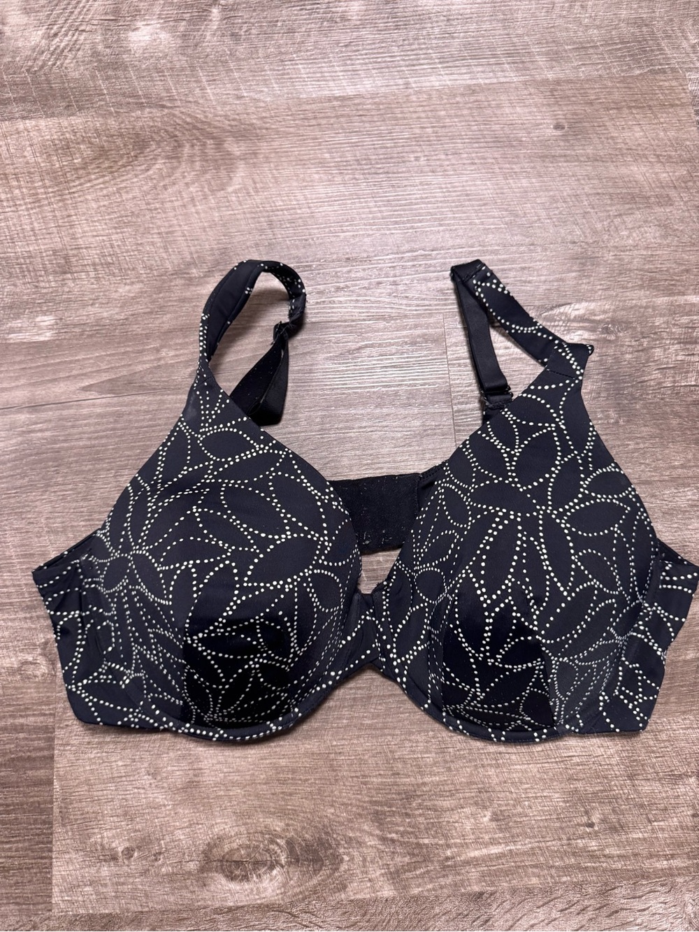 Ambrielle Everyday Full Coverage Bra Size 42C